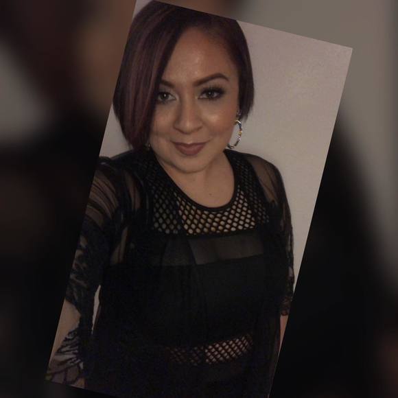 Meet your Posher, Yuli - Picture 1 of 1